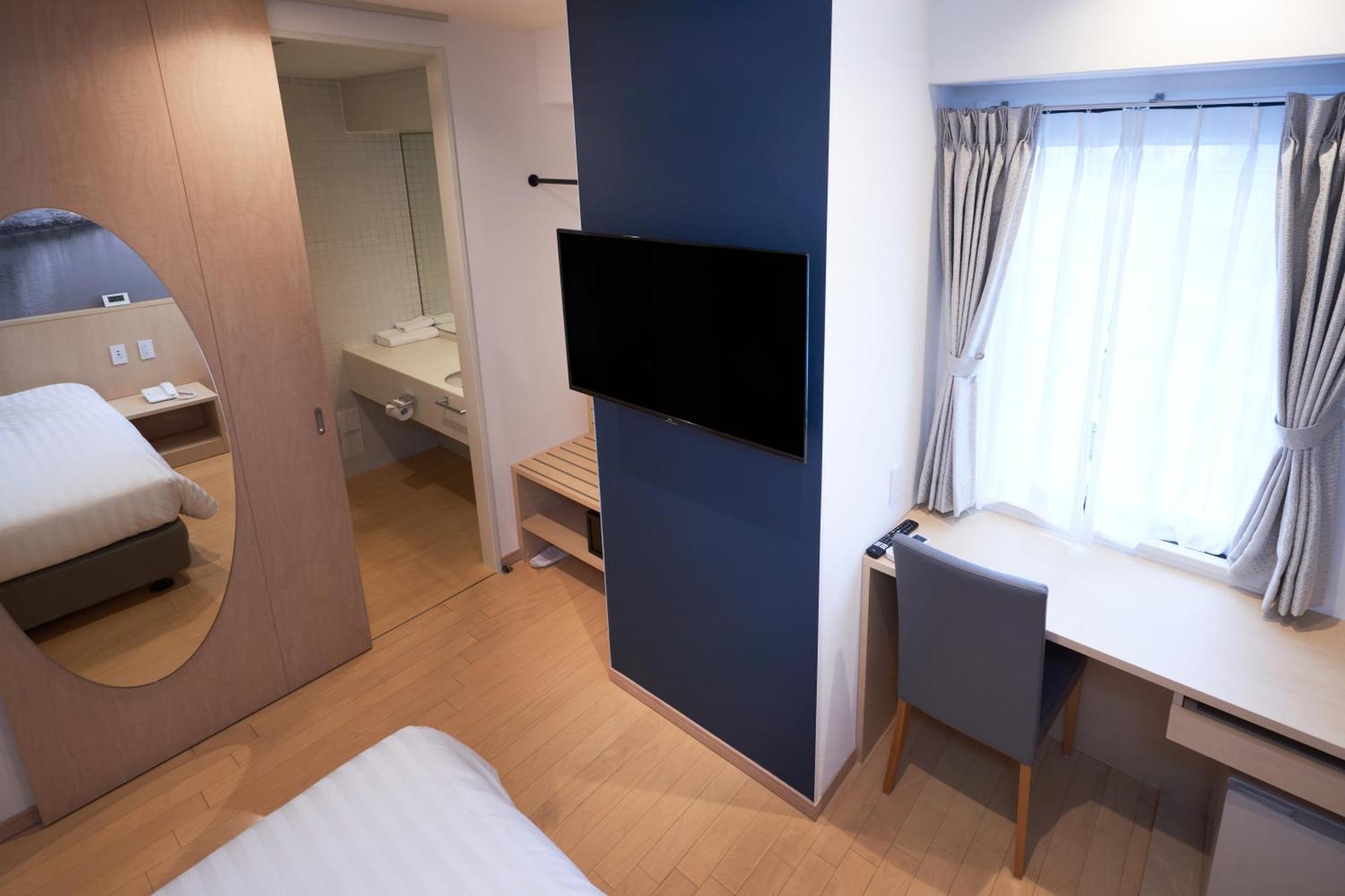 Travelodge Honmachi Osaka Exterior photo