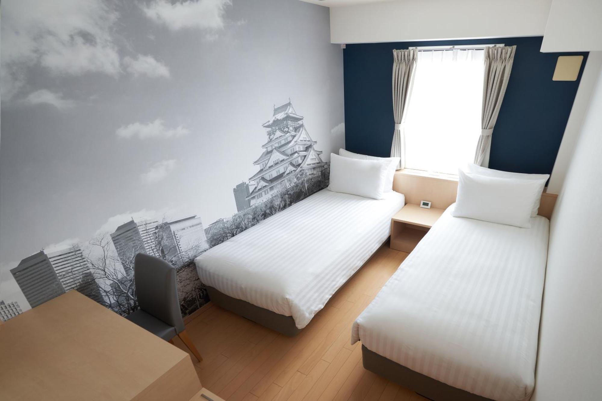 Travelodge Honmachi Osaka Exterior photo